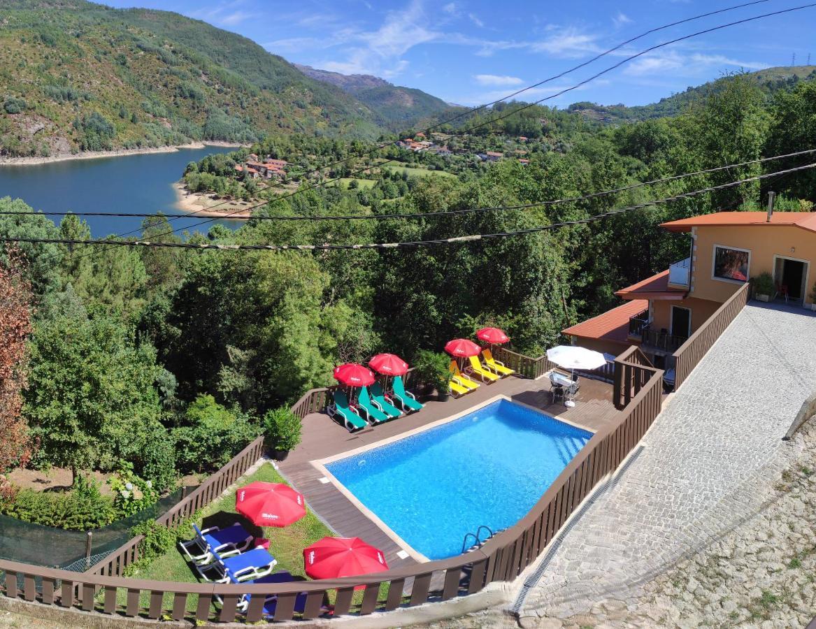 Вилла Casa Encosta Do Geres-Ferias No Geres Виейра-ду-Минью Экстерьер фото