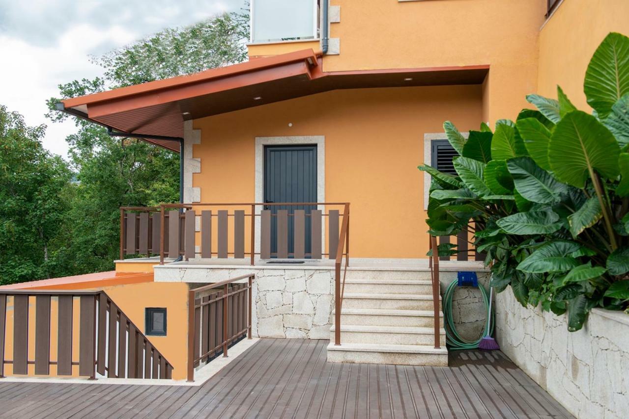 Вилла Casa Encosta Do Geres-Ferias No Geres Виейра-ду-Минью Экстерьер фото